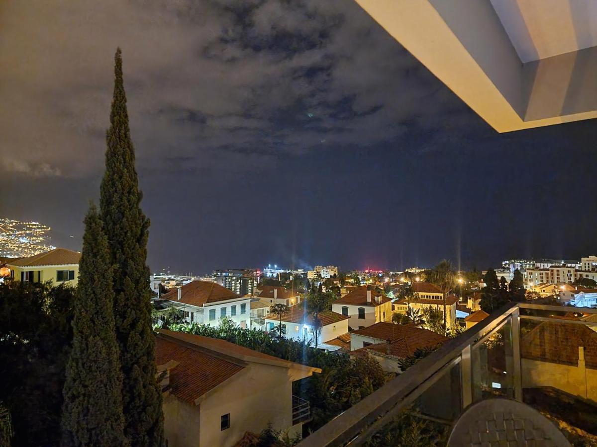 דירות Panoramic Sunrise And Sunset Views, 5 Min From Funchal, Perfect Getaway For Travelers מראה חיצוני תמונה